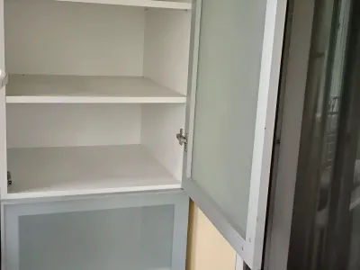 închiriere garsonieră Sector 3 București mobilier alb bucătărie